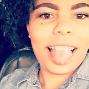 Meet your Posher, Iyana